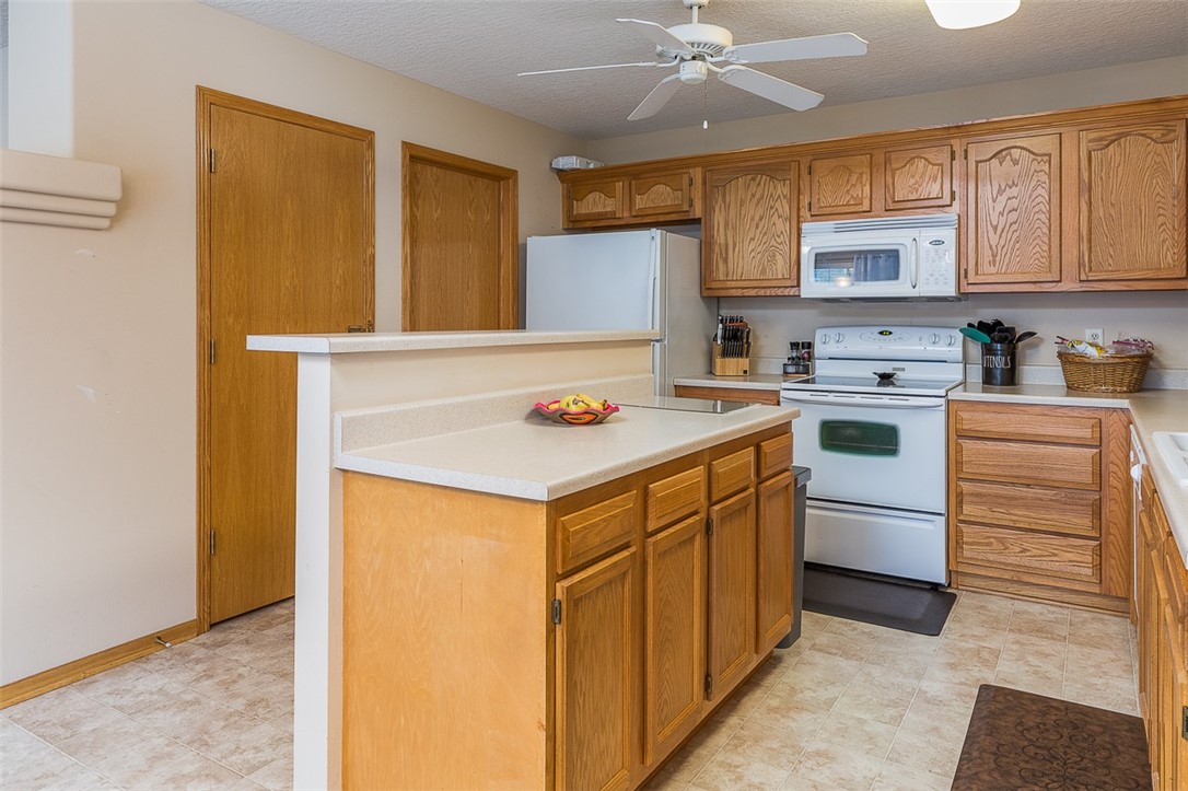 636 SE Williams Court