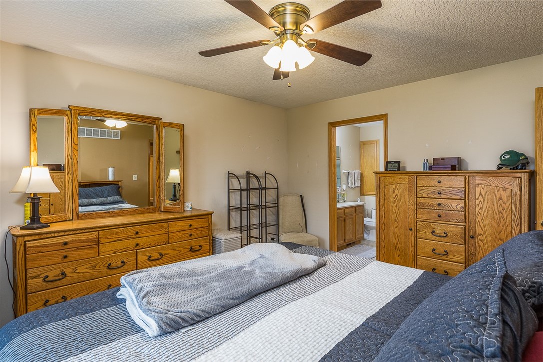 636 SE Williams Court