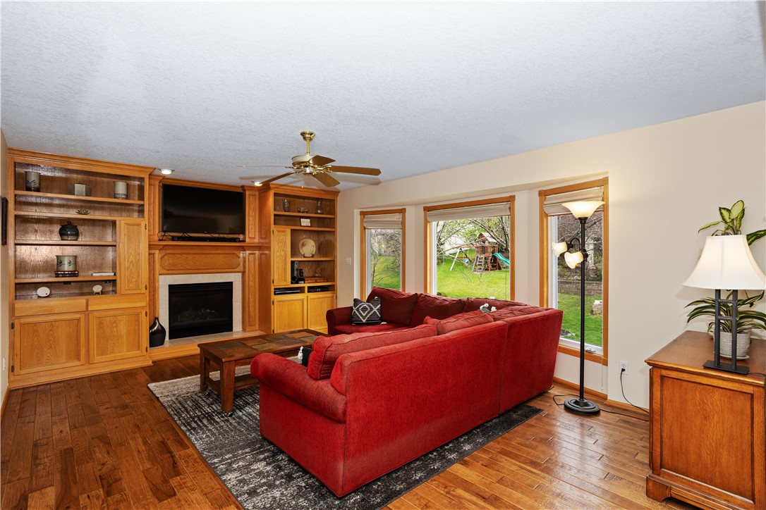 7077 Ridgedale Court