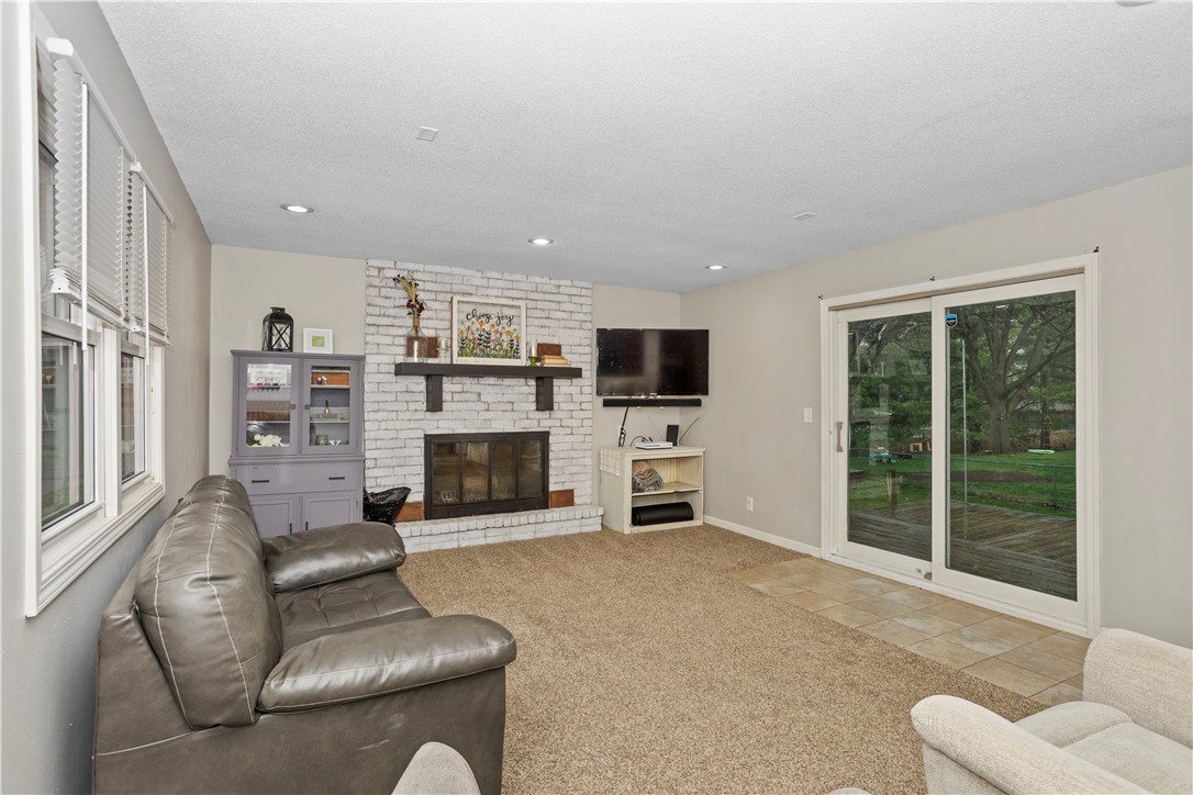 387 N Hickory Boulevard