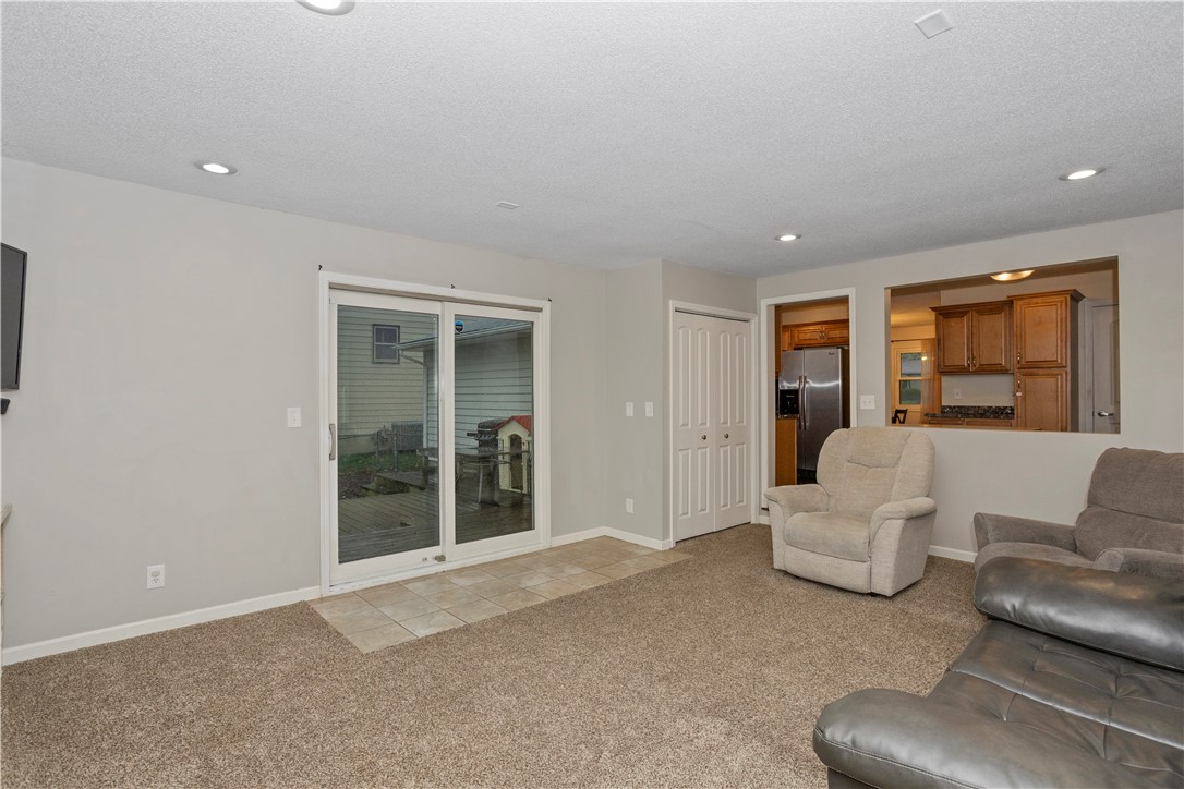 387 N Hickory Boulevard