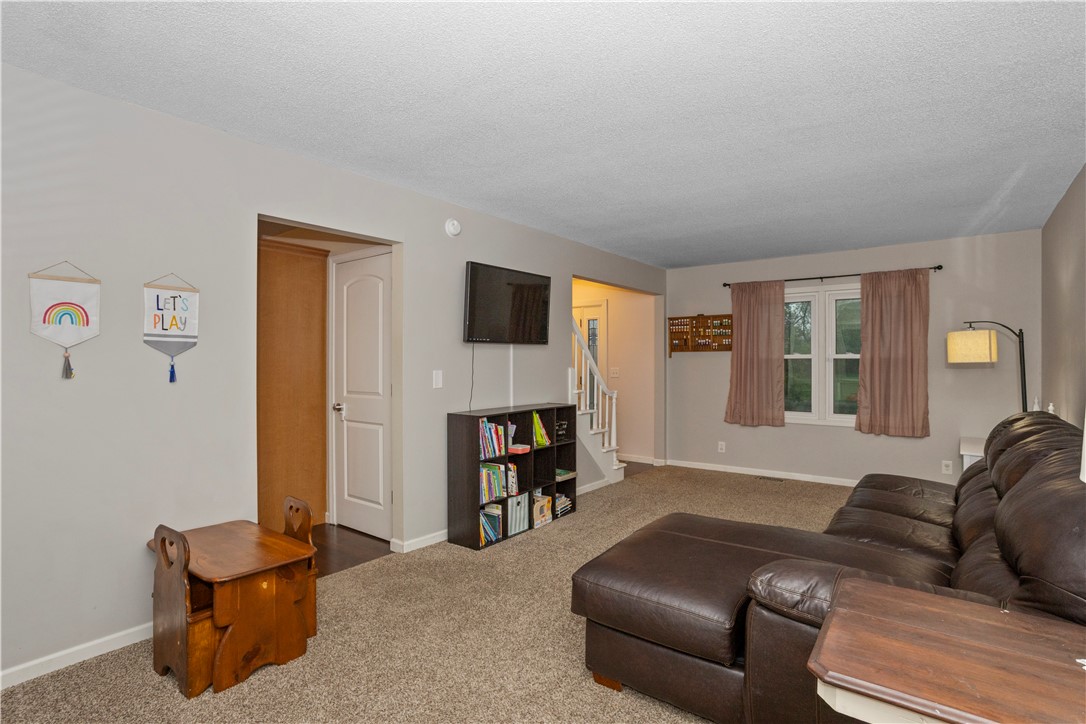 387 N Hickory Boulevard