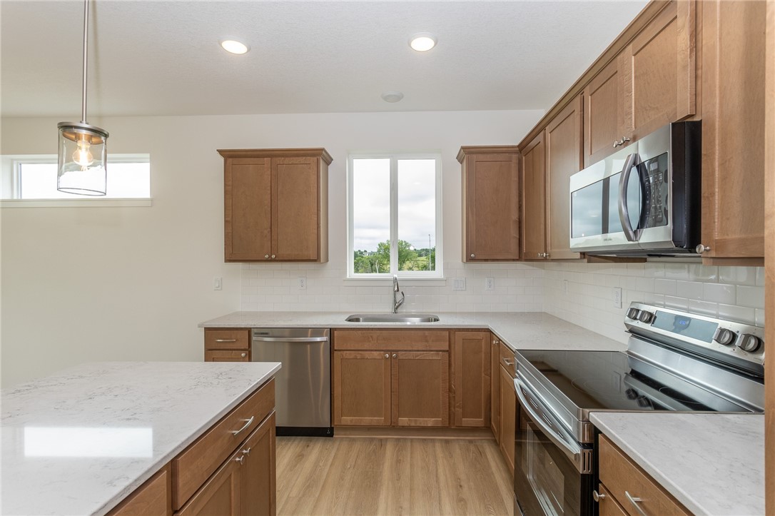 613 Plainside Avenue