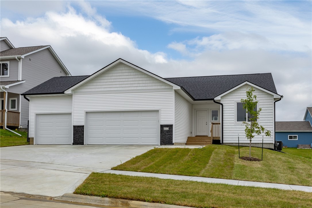 613 Plainside Avenue