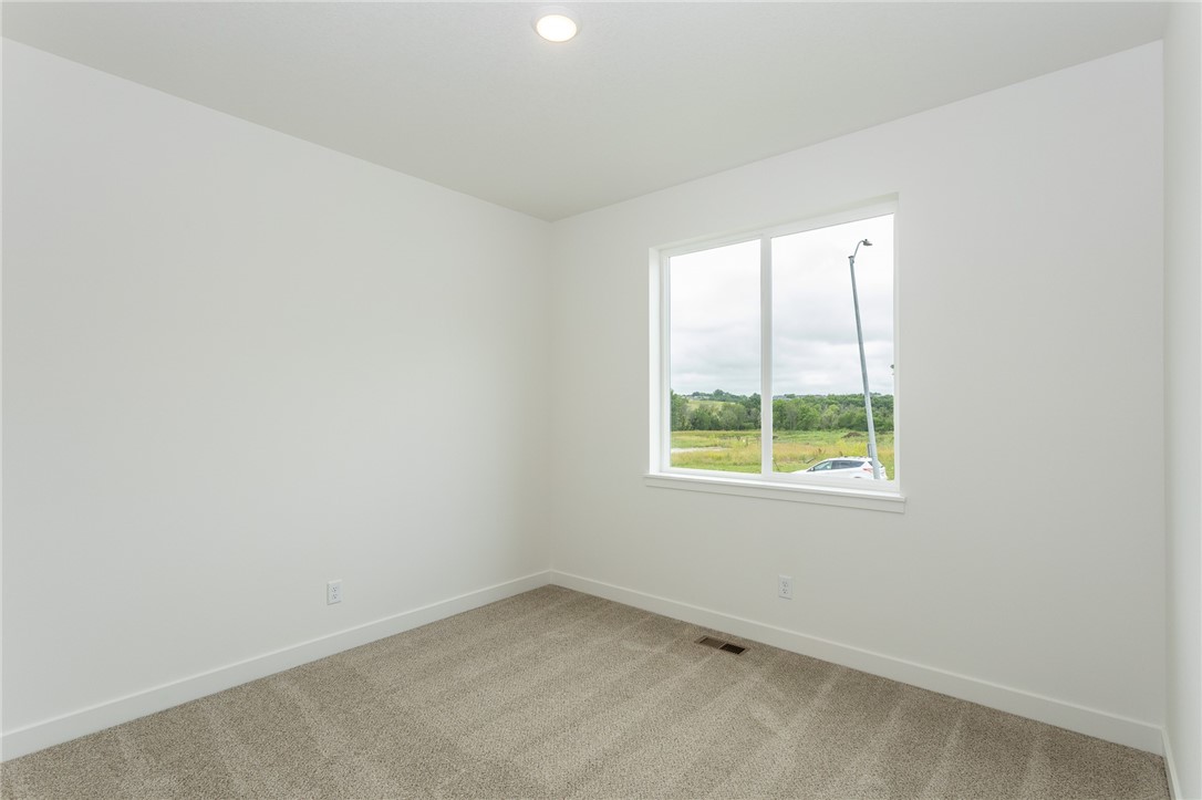 613 Plainside Avenue