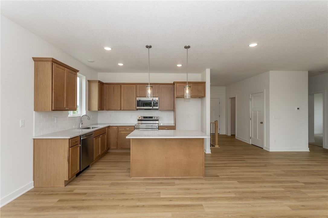 613 Plainside Avenue