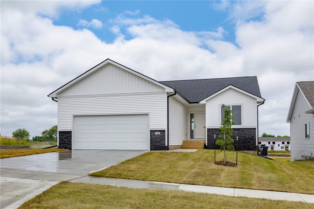 717 Plainside Avenue