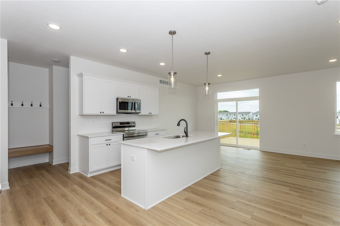 717 Plainside Avenue