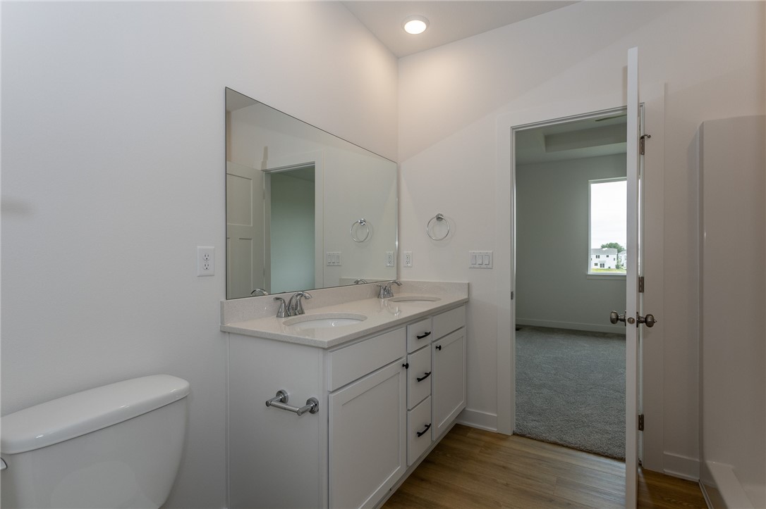 717 Plainside Avenue