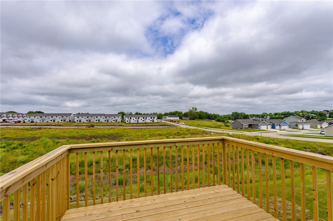 717 Plainside Avenue