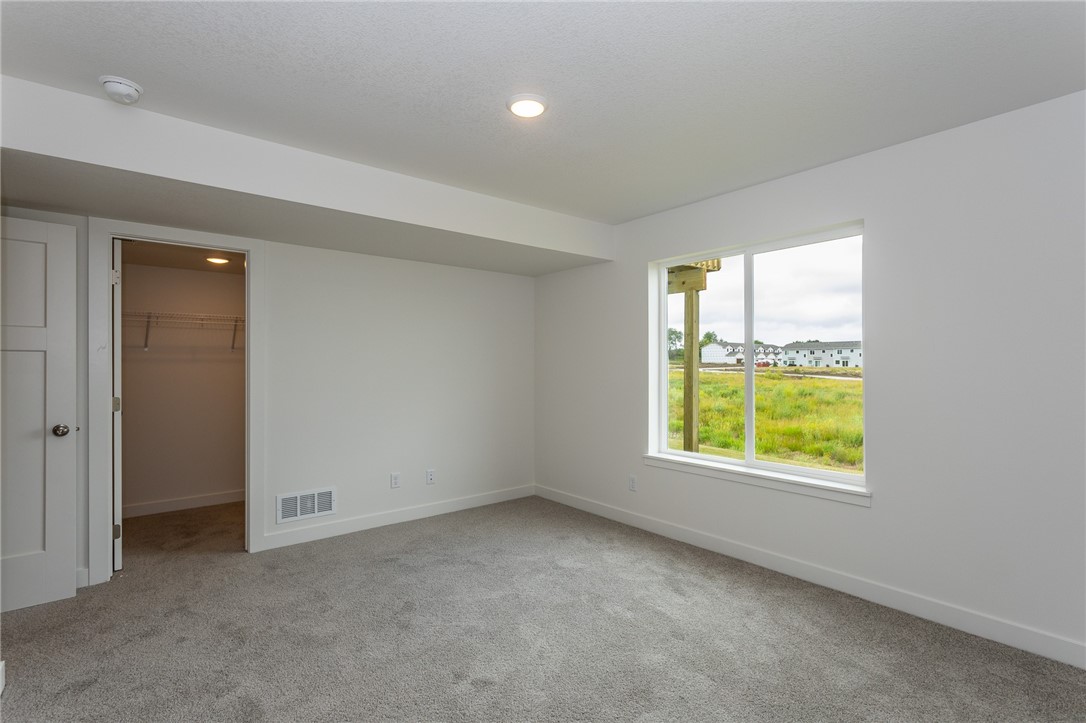 717 Plainside Avenue