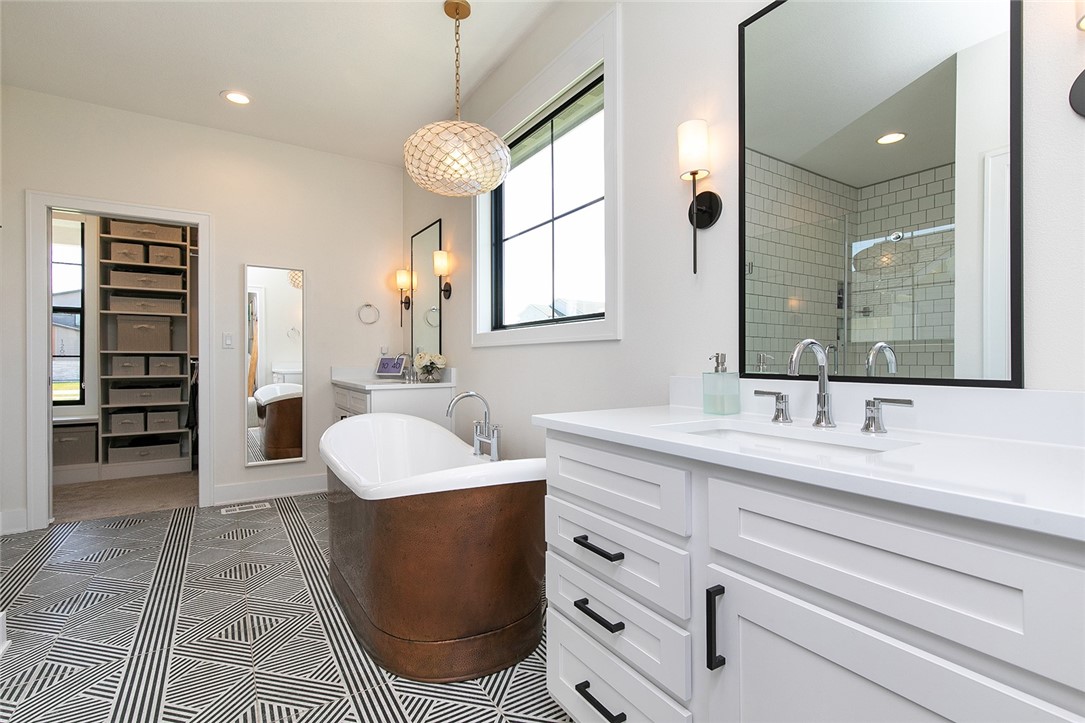 1257 S Wildfire Avenue