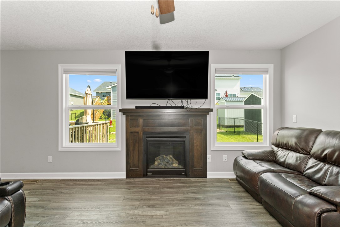 1708 E Detroit Place