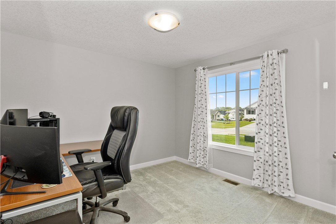 1708 E Detroit Place