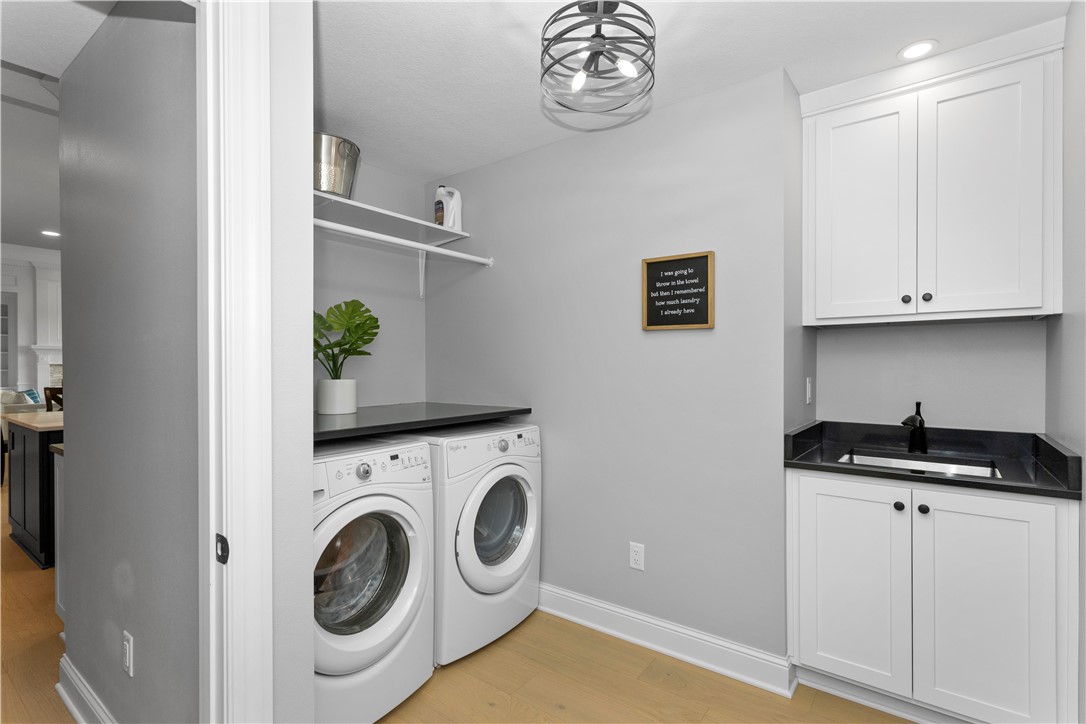 5952 Coachlight Court