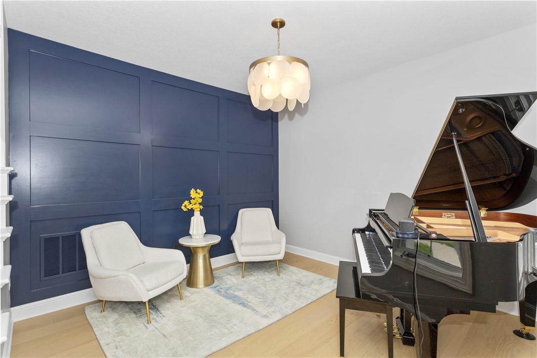 5952 Coachlight Court