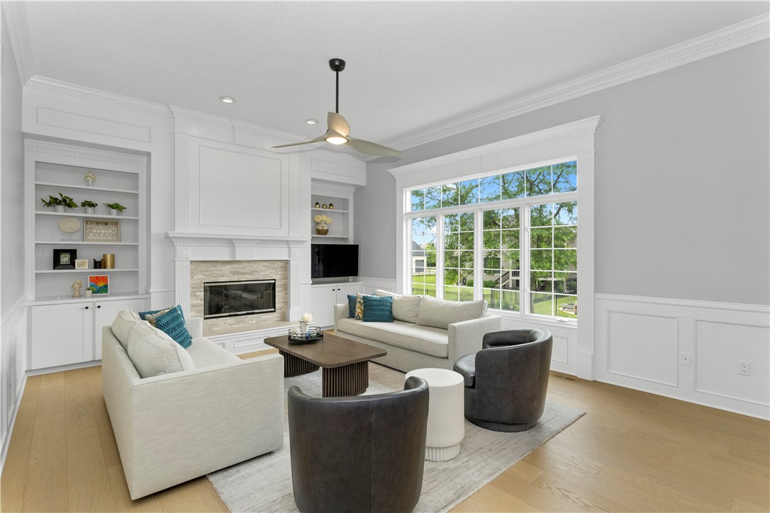 5952 Coachlight Court