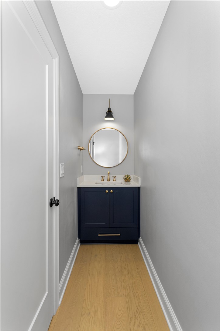 5952 Coachlight Court