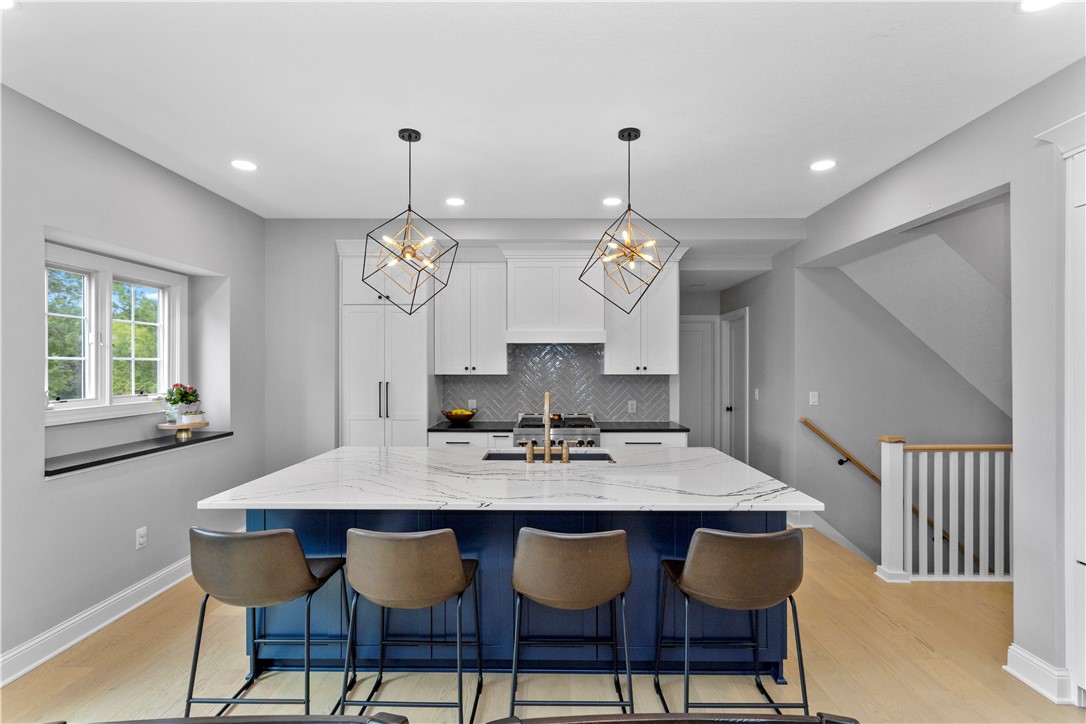 5952 Coachlight Court