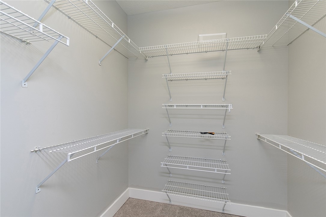 1136 Glen Oaks Drive