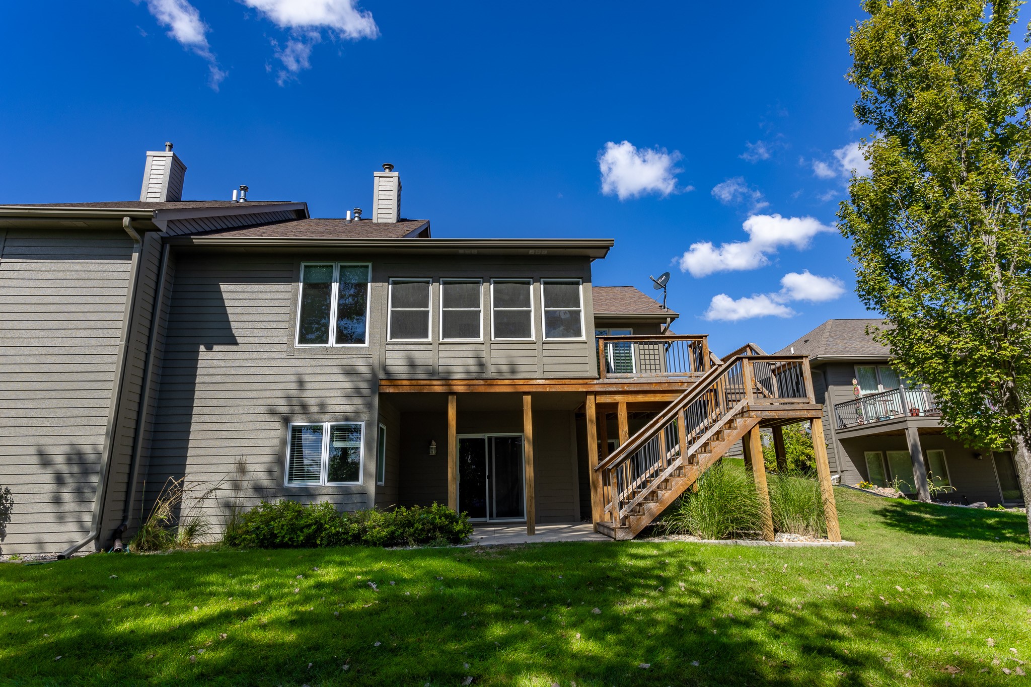 1136 Glen Oaks Drive