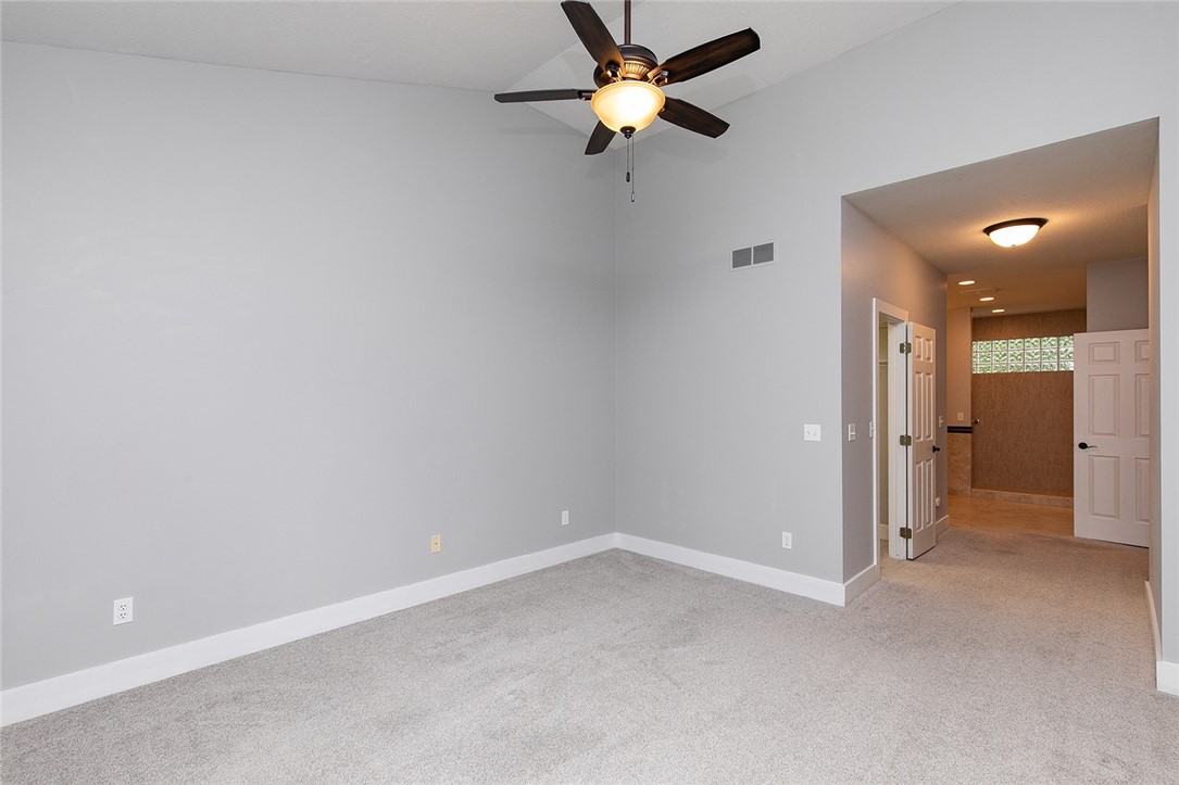 1136 Glen Oaks Drive