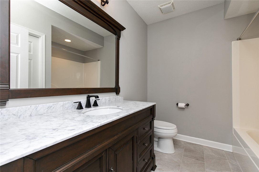 1136 Glen Oaks Drive