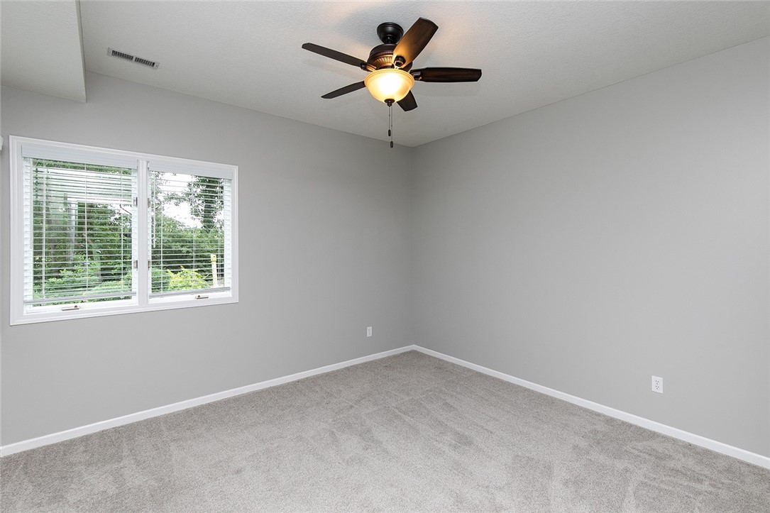 1136 Glen Oaks Drive