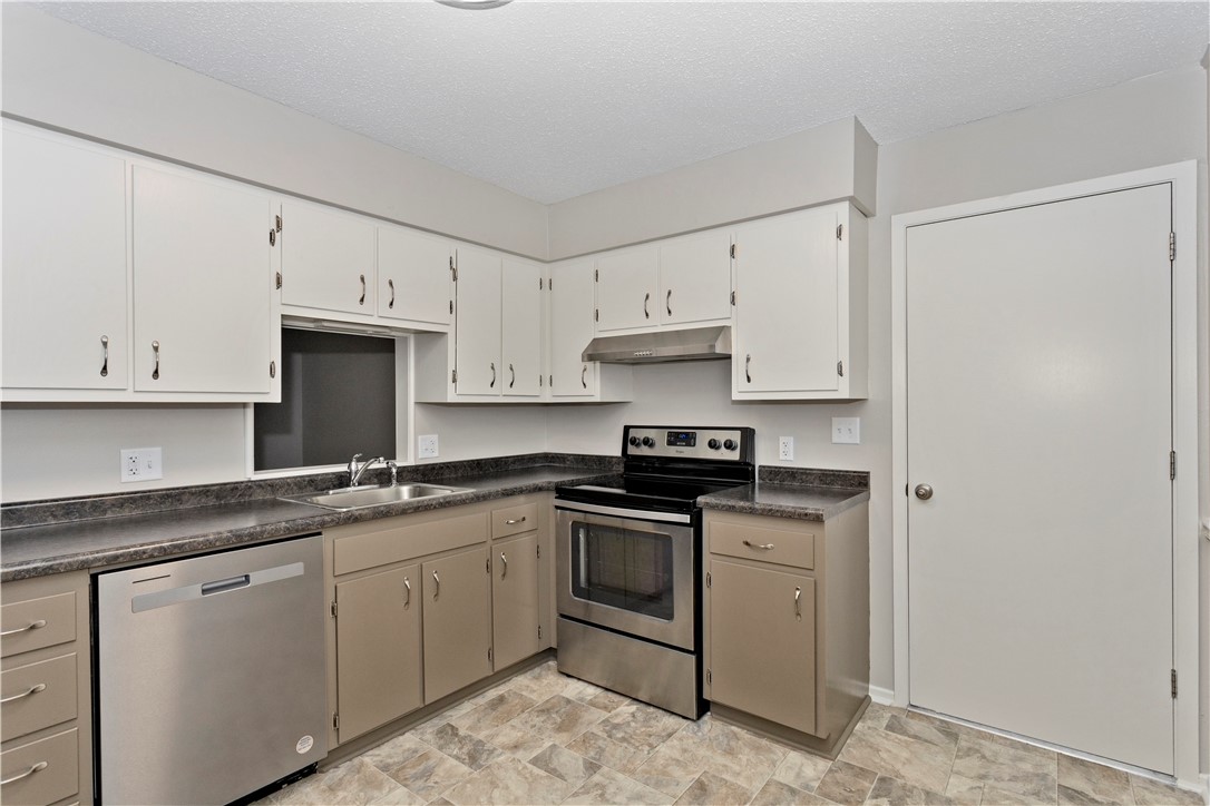 720 NW Greenwood Street 46