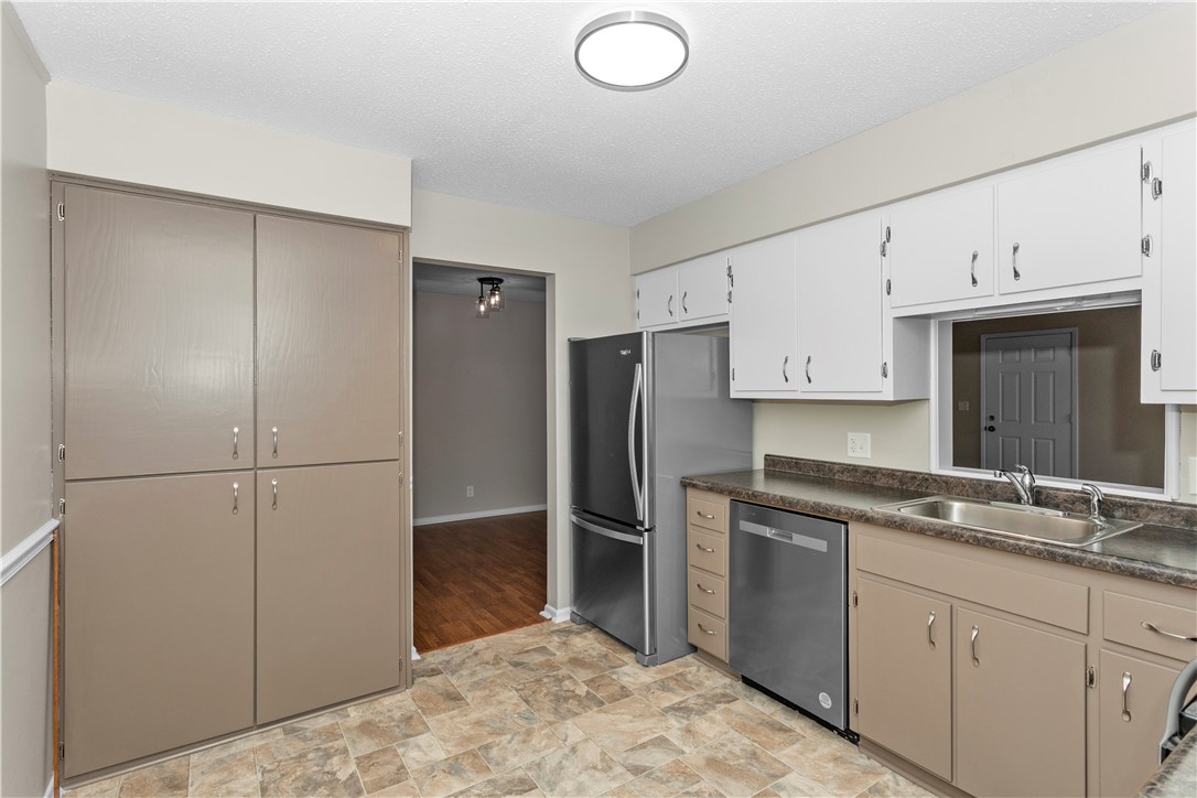 720 NW Greenwood Street 46