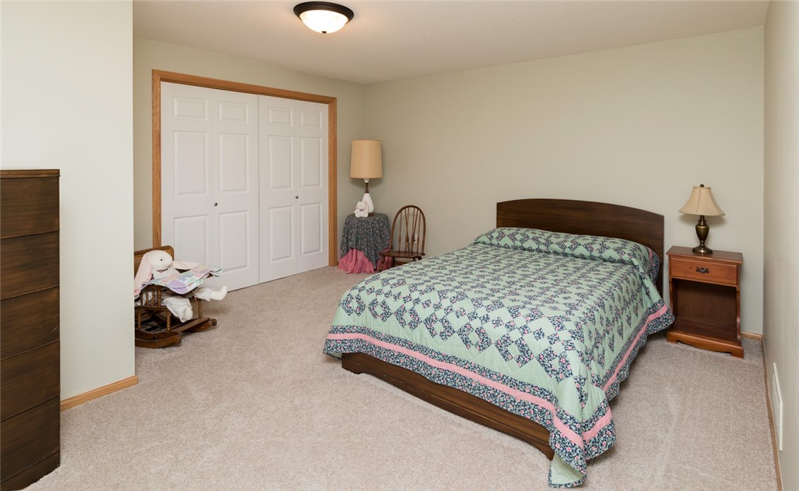 3605 NE Raintree Drive