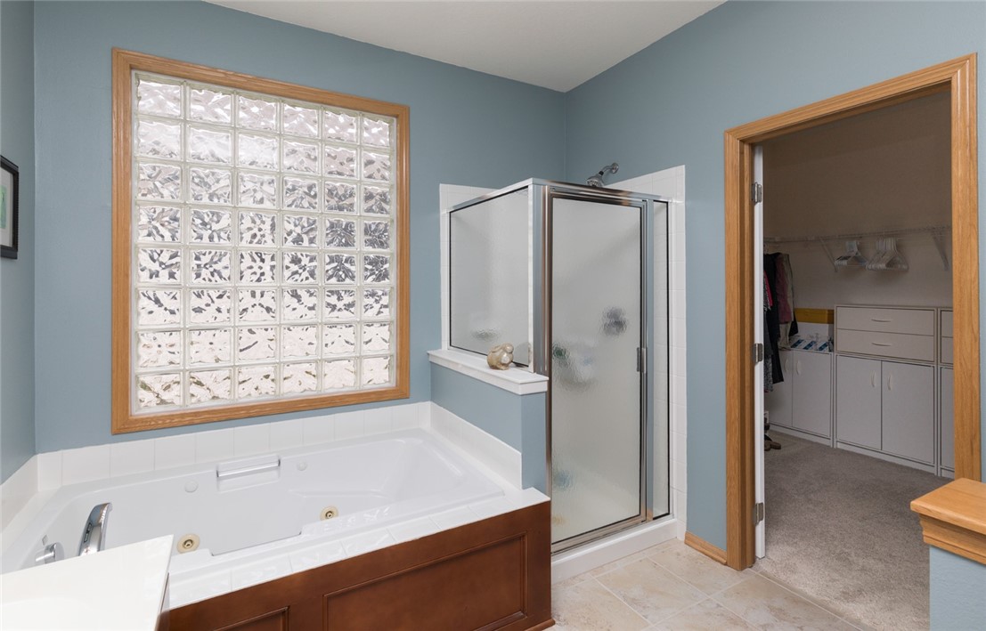 3605 NE Raintree Drive