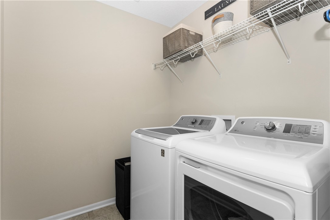 2174 SE Fox Valley Drive