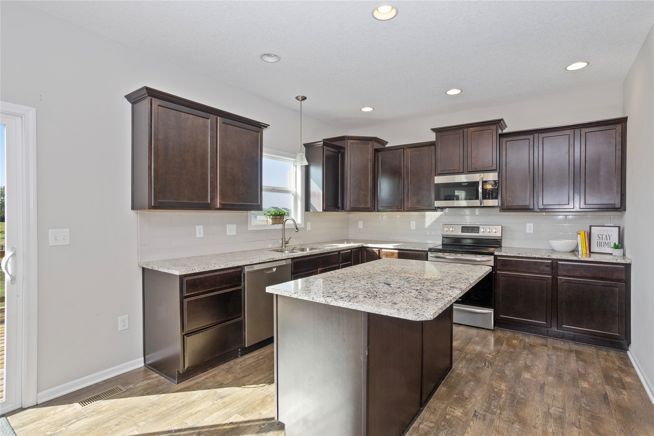 2174 SE Fox Valley Drive