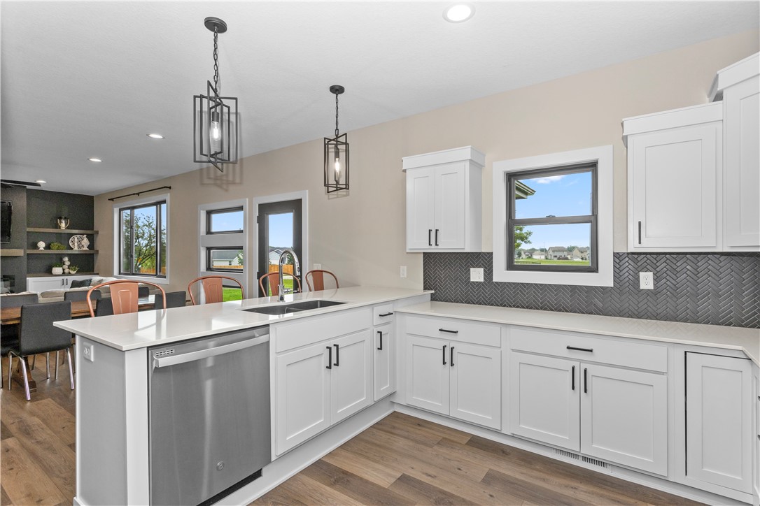 2707 NE Brentwood Circle