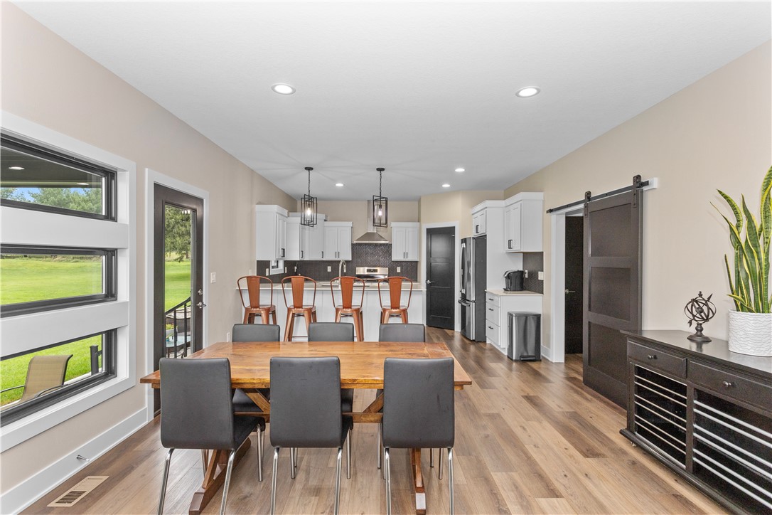 2707 NE Brentwood Circle