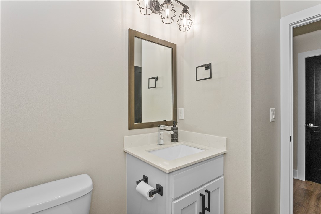 2707 NE Brentwood Circle