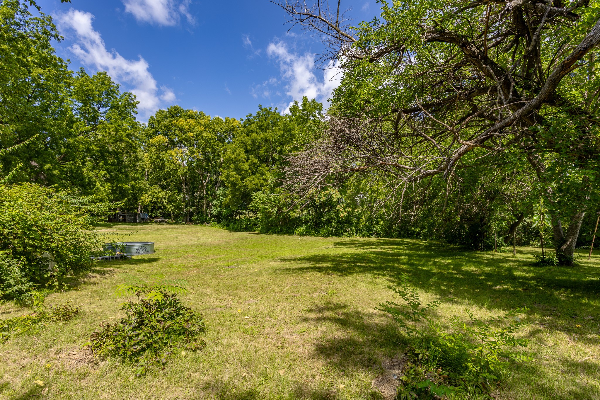 3216 E Tiffin Avenue