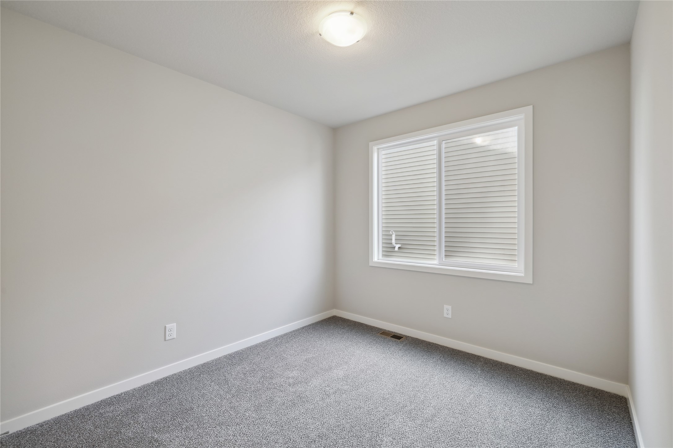 208 S Valley View Drive