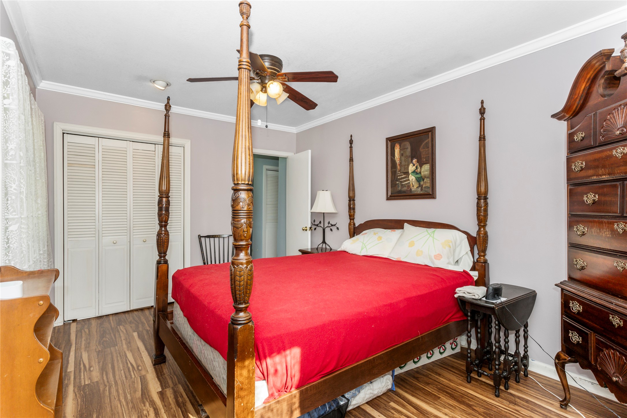 1260 W Broadway Street