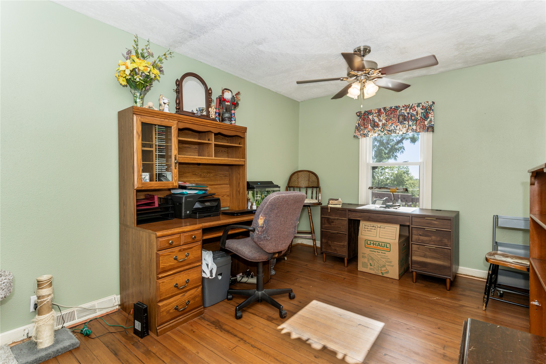 1260 W Broadway Street