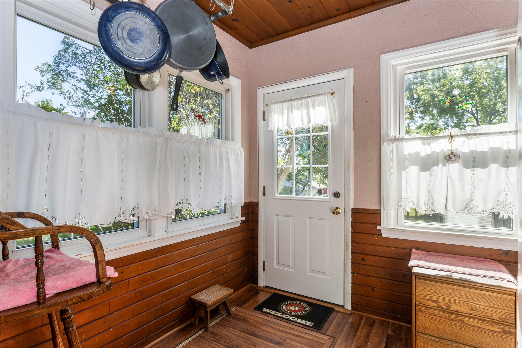 1260 W Broadway Street