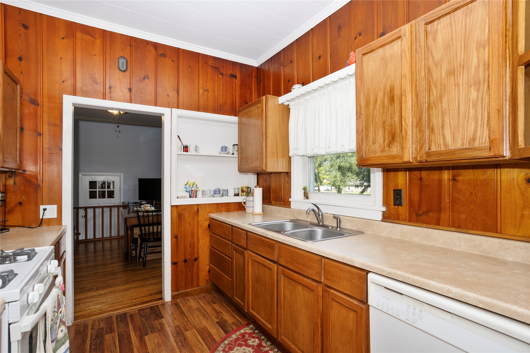 1260 W Broadway Street