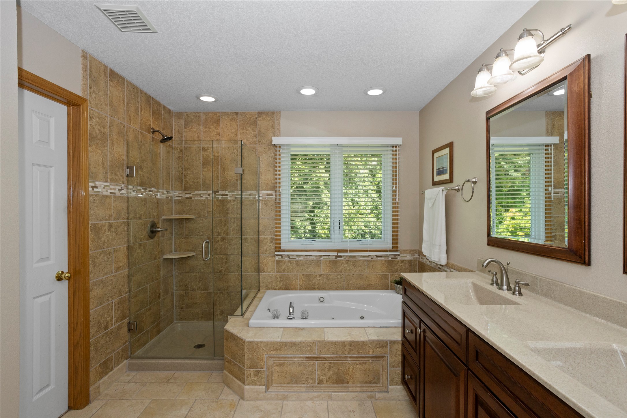 15501 Wildwood Drive