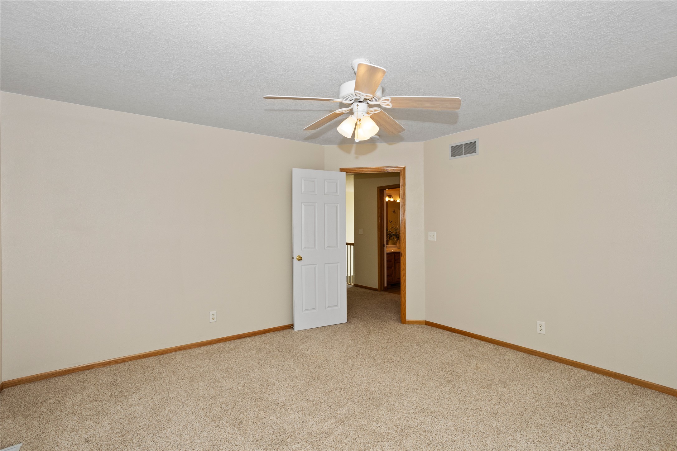 15501 Wildwood Drive