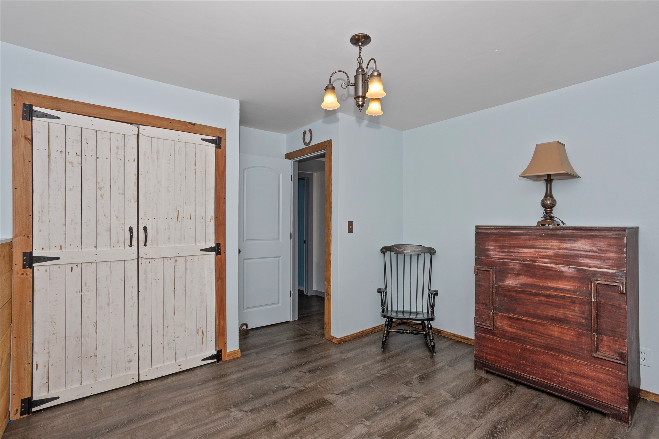 222 SW Des Moines Street