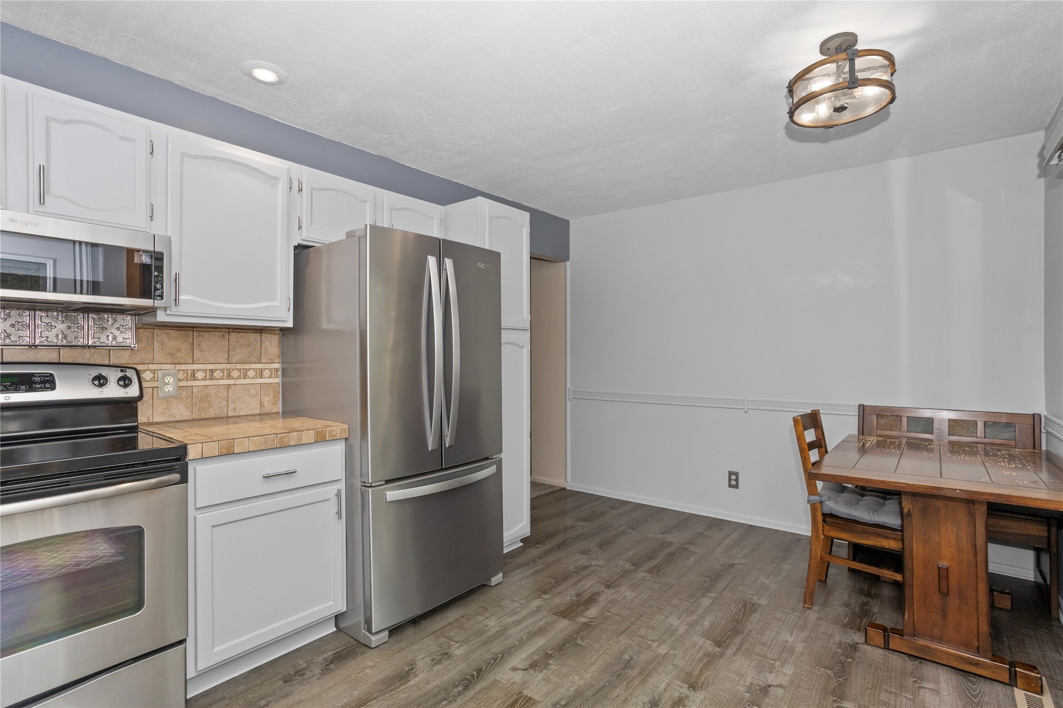 222 SW Des Moines Street