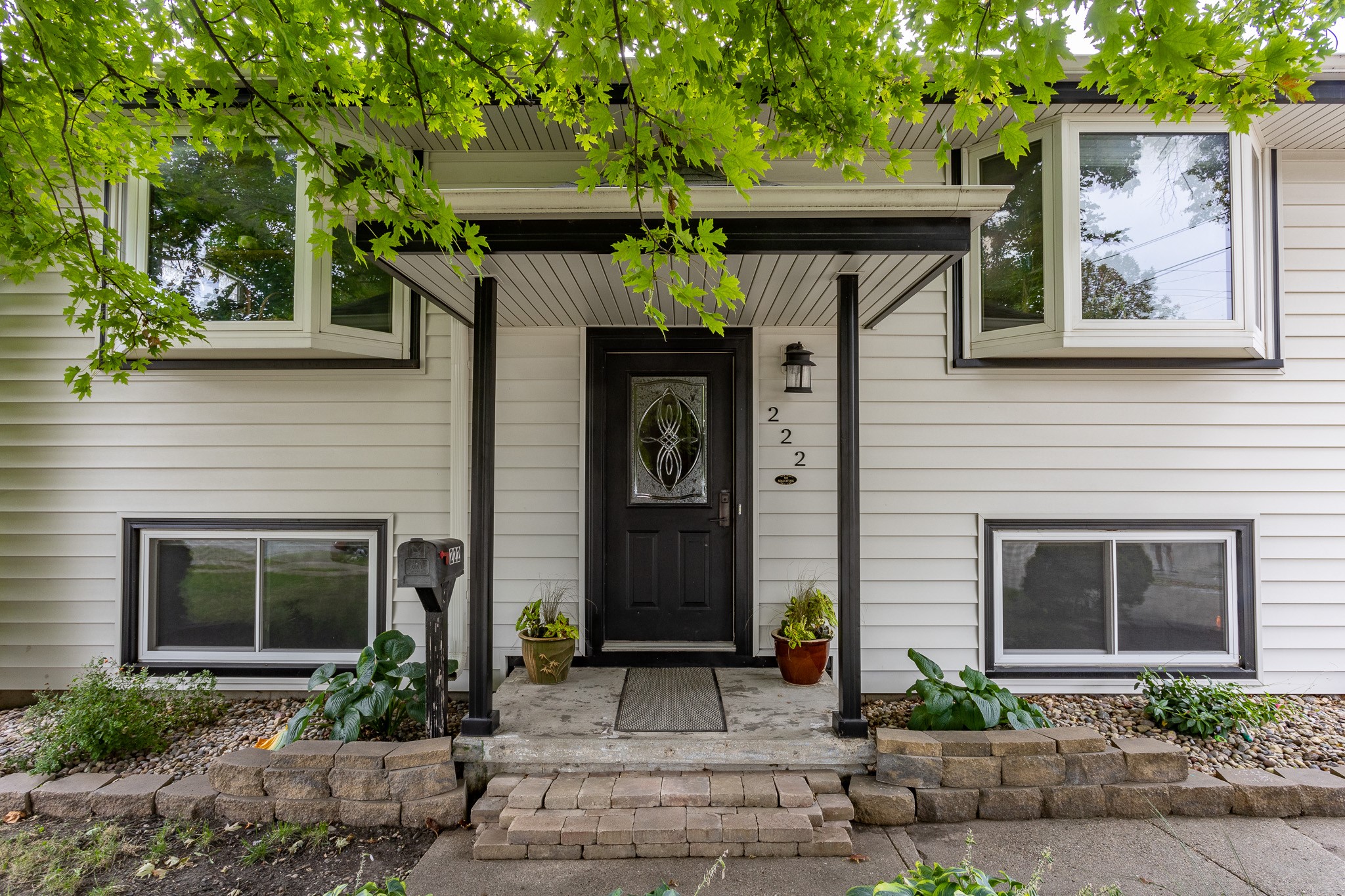 222 SW Des Moines Street