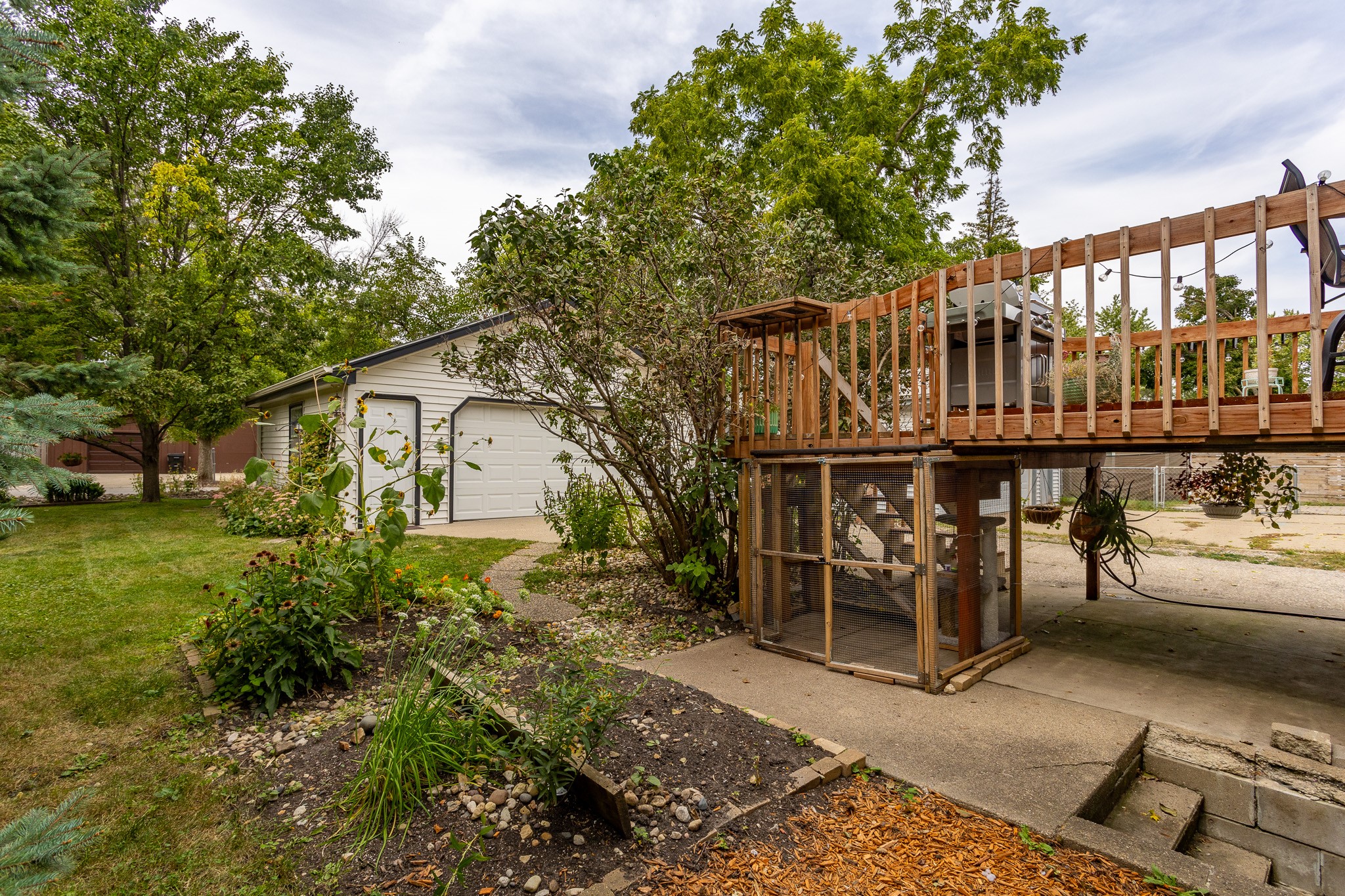 222 SW Des Moines Street