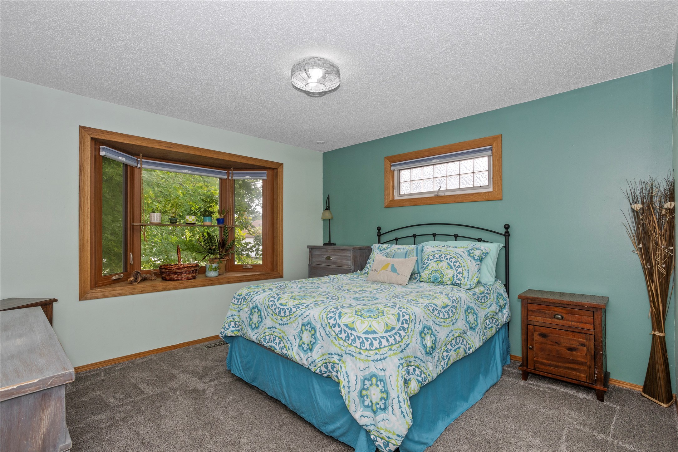 222 SW Des Moines Street